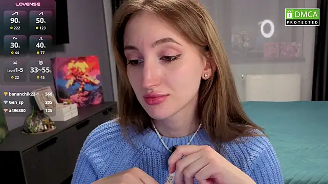 Alice_toffee - toy inside pussy👀