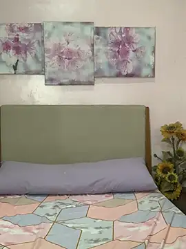 YaraSmith - fuck my dildo until I cum😜💦