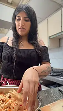 Afroditapoloo - Take off pants