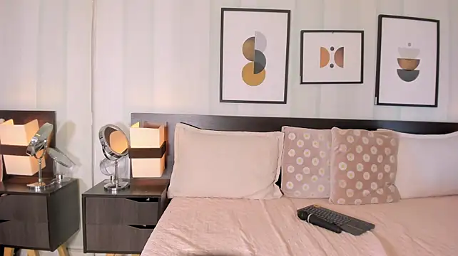 Lexis_Walker - slap buttocks
