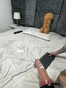 Cristal_Velle - Lush ass + fuck machine control 6 min