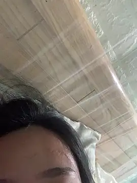 LauraBabyboo - Show pussy