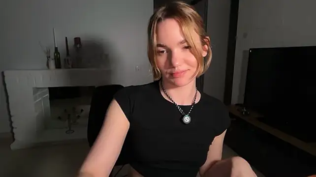 HolaAmnesia - flash tits and play nipples