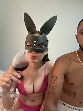 Novinhoscasal - Fica pelada