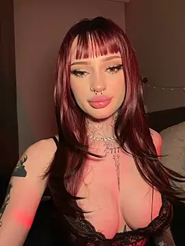 Madelinexx - Flash Pussy 🐱🤭