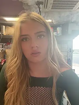 Brittneyyy - take pasties off