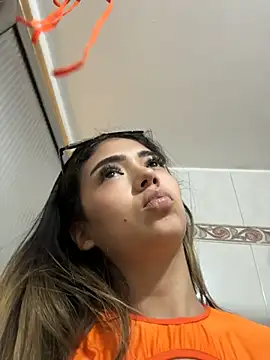 HoneyMollyX - DOGGY + FINGERING MY PUSSY & SPANK ME