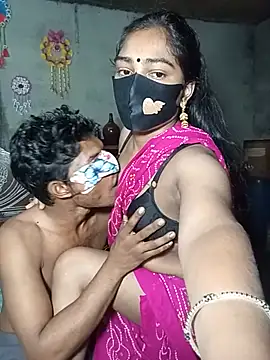 Cute_Couple59