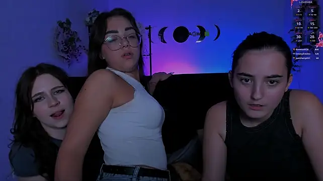 Kiki_swan - doggy in panties
