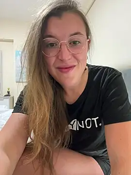 AlinaMeiier - Massage your Pussy in Panties 🍑