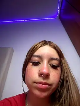 GabbySweett_ - Ride dildo + domi x3 🍭