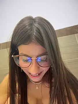 Alejandra_ospina - FINGER IN THE ASS AND PUSSY + CUM💦💦