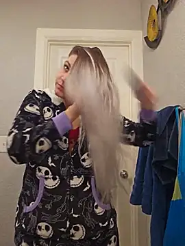 ScarletsWeb - 🔥Naked Entire Show🔥