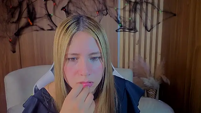 Aratna_Blonde_Tx - ass oil