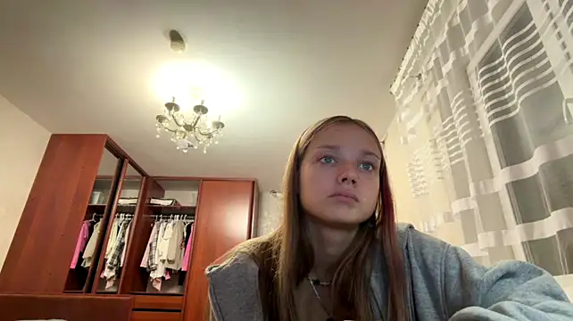 Romy_Grei - Squeeze and softly slap my boobs