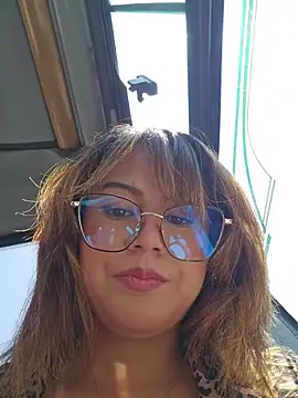 Amanita_25 - Clamps my tits ❤️