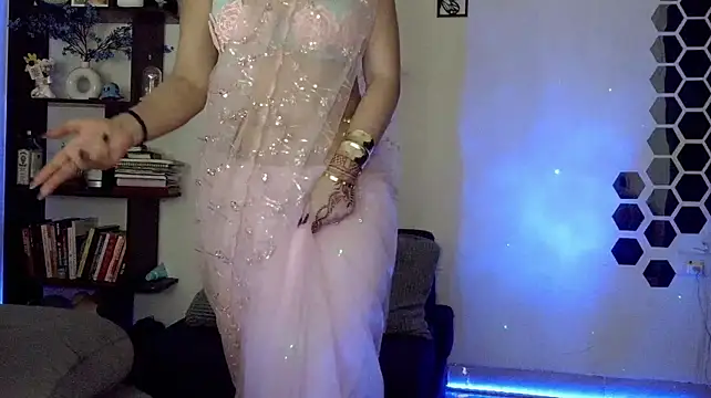 Aaranya_ - Full body oil Show