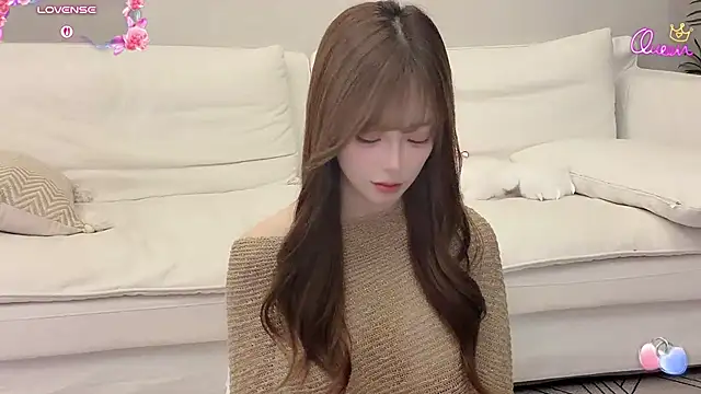 Yuuuuuly - 我想当一只小猫咪(>^ω^<)喵