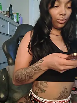 Butterflybootyy - Naked twerk