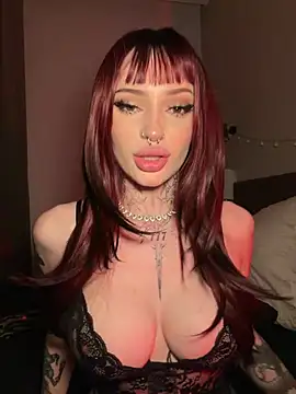 Madelinexx - Twerk without panties 🤭💭