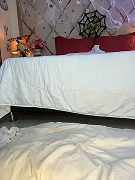 AngelinaDuvall - fuck dildo on the floor +whipping theaas