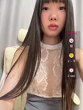 Xinyu789 - 换一套衣服