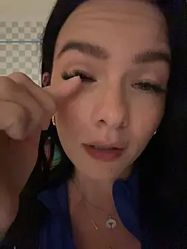 RoxiBlack - Toy in pussy