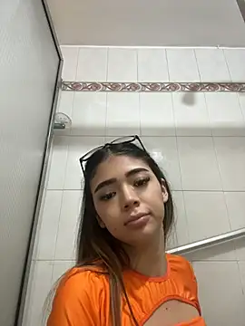 HoneyMollyX - DOGGY + FINGERING MY PUSSY & SPANK ME