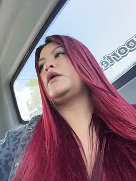 Lia-Moon77 - Show tits clamps hard 😈