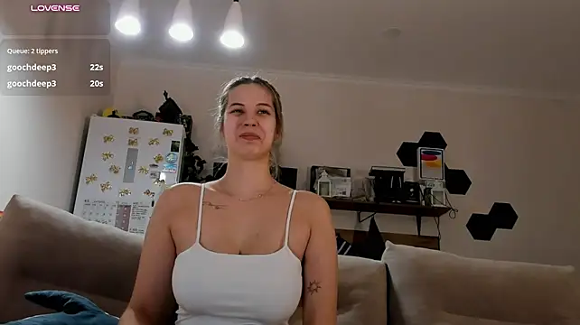 Hot__K - wet my pussy