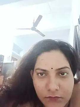 Anushka_Singh0