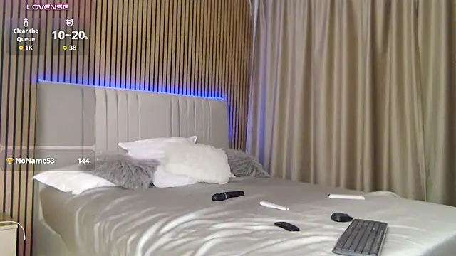 Halie_May - make me feel you...!