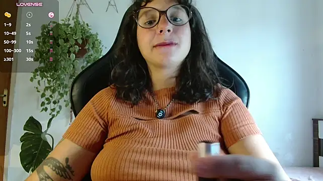 Myamillor - boob tease