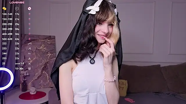 ItsFeliDoll - take off my body