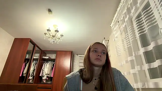 Romy_Grei - Squeeze and softly slap my boobs