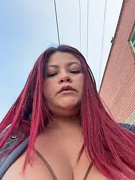 Lia-Moon77 - Show tits clamps hard 😈