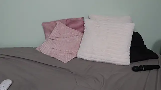 Eveline_Beauty_Kitty - Fingering pussy till cum