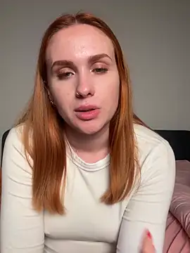 ChiaraVelvet - Lick 2 Fingers like a Penis 💦