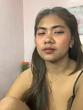 YaraSmith - fuck my dildo until I cum😜💦