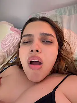 Colibri_xxx - TITS OUT 🔥