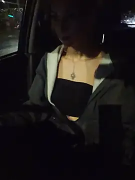 FreyaFucksFans - 🐶 DOGGY POS, SLAP ASS+BARK X3 OUTSIDE