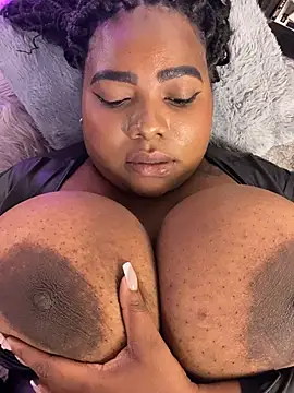 AngelGgold - lick and spit on my nipples