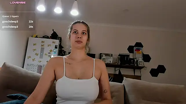 Hot__K - wet my pussy