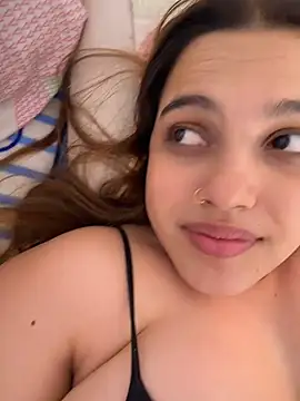 Colibri_xxx - TITS OUT 🔥