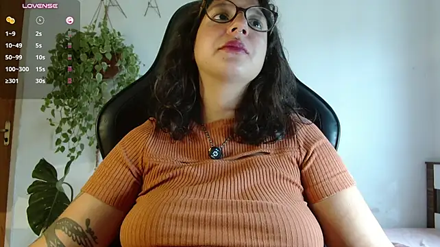 Myamillor - boob tease
