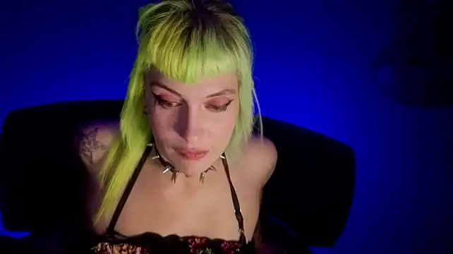 BlairVixen - Naked for me Mistress