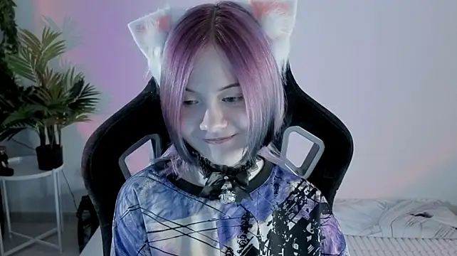 Hikkacat - meowm meow!! good start kittyy!