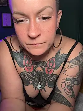 Quinnmariexo - BBC vs Werewolf toy fuck off show!