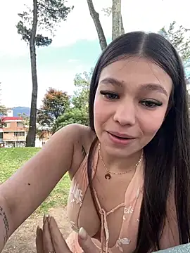 Alyshanon18 - SUCK BOOBS🥵🥵