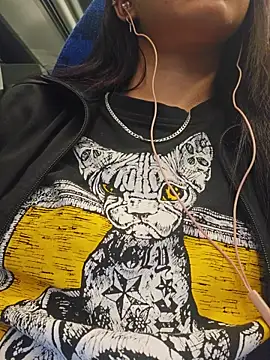 U_prolazu - Dildo deeptroath in public